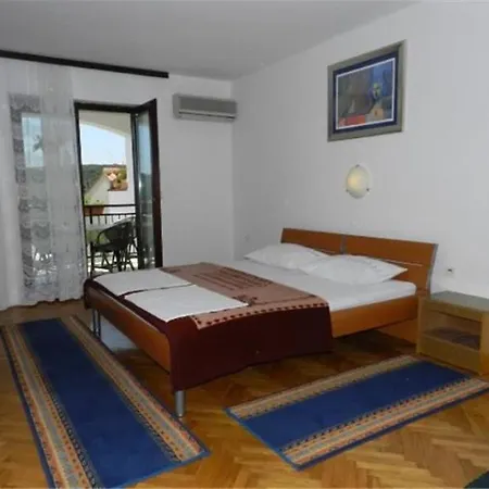 Apartment Lana