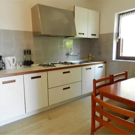 Apartment Lana *