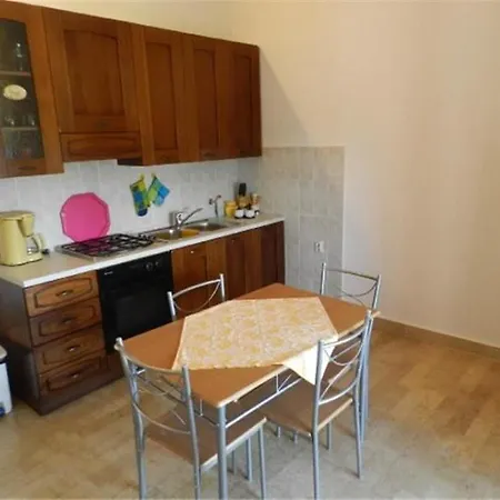 Apartman Lana Póla