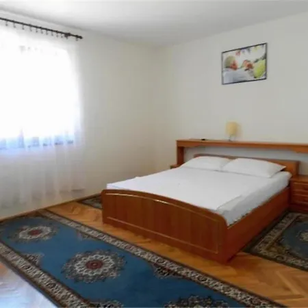 Apartman Lana